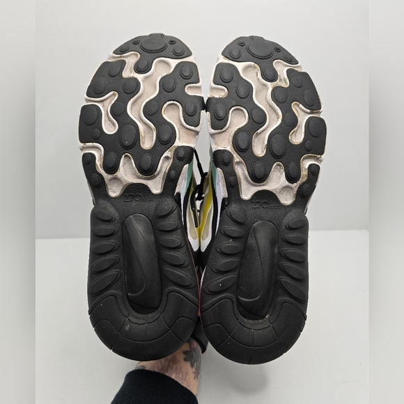 Nike | Air Max 270 React 'Bright Violet' sporty activewear sneakers | WMS 7.5 - Picture 14 of 14